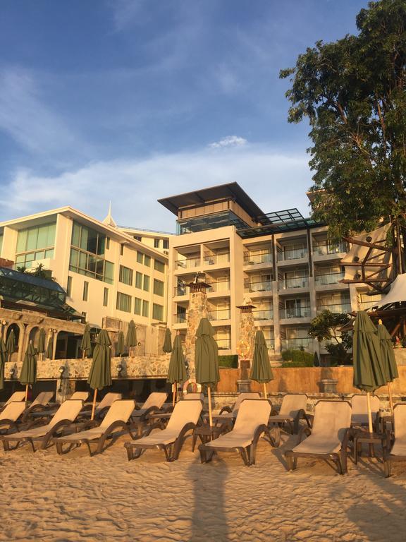 Club Royal Suites Pattaya Exterior foto
