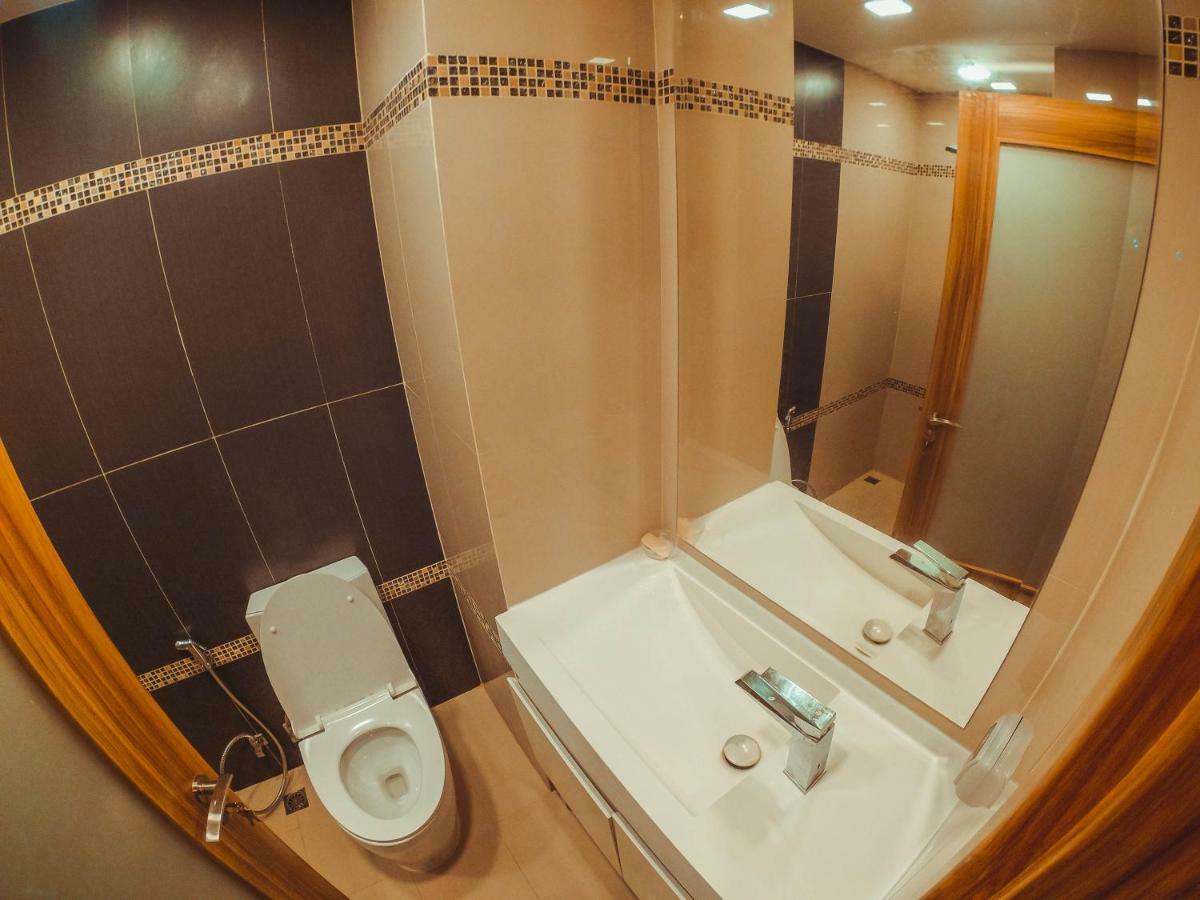 Club Royal Suites Pattaya Exterior foto